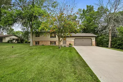 1557 Wildwood Road, Saint Cloud, MN 56303 - Photo 2