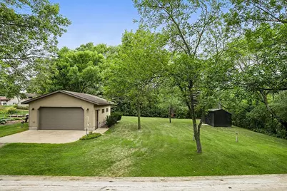 1557 Wildwood Road, Saint Cloud, MN 56303 - Photo 14