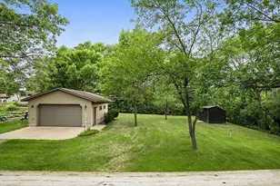 1557 Wildwood Rd, Saint Cloud, MN 56303 - Photo 14