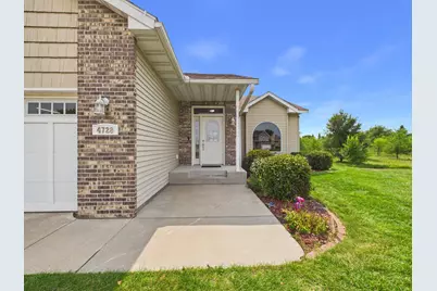 4728 4th Street Loop NE, Saint Cloud, MN 56304 - Photo 4