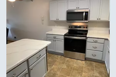 880 Lyn Way #204, Hastings, MN 55033 - Photo 6