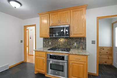 3727 Yates Avenue N, Crystal, MN 55422 - Photo 8