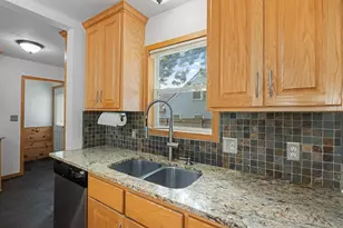3727 Yates Ave N, Crystal, MN 55422 - Photo 10