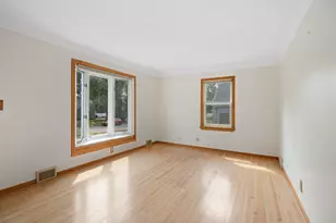 3727 Yates Ave N, Crystal, MN 55422 - Photo 4