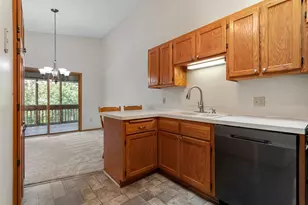 3388 Juliet Dr, Woodbury, MN 55125 - Photo 10