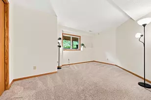10340 Summer Pl, Eden Prairie, MN 55347 - Photo 26