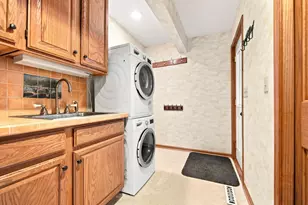 10340 Summer Pl, Eden Prairie, MN 55347 - Photo 22