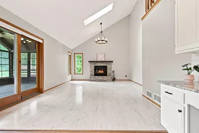 10340 Summer Place, Eden Prairie, MN 55347 - Photo 14