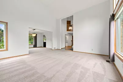 10340 Summer Place, Eden Prairie, MN 55347 - Photo 12
