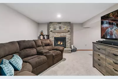 2525 Blomquist Avenue, White Bear Lake, MN 55110 - Photo 26