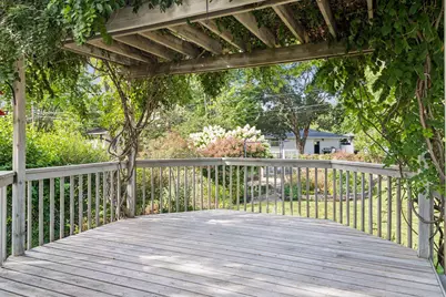 2525 Blomquist Avenue, White Bear Lake, MN 55110 - Photo 32