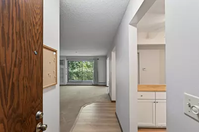 12600 Parkwood Drive #110, Burnsville, MN 55337 - Photo 6