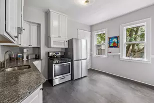 1906 Emerson Ave S, Minneapolis, MN 55403 - Photo 14