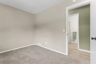 5375 Matterhorn Dr NE, Fridley, MN 55421 - Photo 38