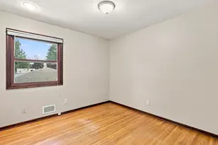 4076 Ensign Ave N, New Hope, MN 55427 - Photo 14