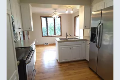 4076 Ensign Avenue N, New Hope, MN 55427 - Photo 8