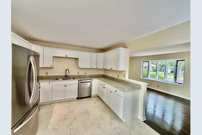 2021 Chambers Street, Maplewood, MN 55109 - Photo 4