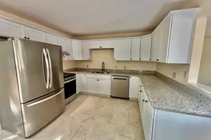 2021 Chambers St, Maplewood, MN 55109 - Photo 10