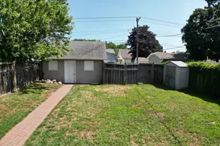 4142 Upton Ave N, Minneapolis, MN 55412 - Photo 30