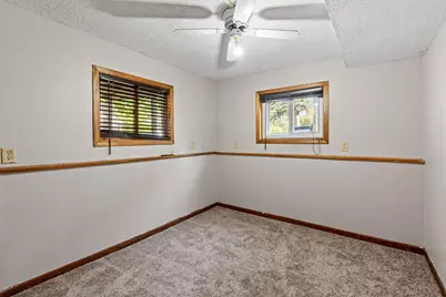 8227 Blaisdell Avenue S, Bloomington, MN 55420 - Photo 28
