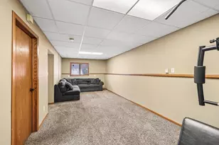 4311 Williston Rd, Minnetonka, MN 55345 - Photo 40