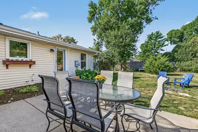 341 Burntside Drive, Golden Valley, MN 55422 - Photo 12