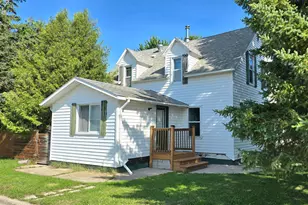125 4th Ave SE, Clearbrook, MN 56634 - Photo 2