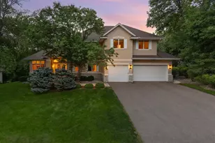 7602 S Bay Cir, Bloomington, MN 55438 - Photo 2