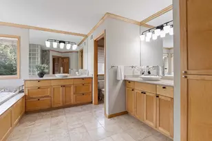 7602 S Bay Cir, Bloomington, MN 55438 - Photo 32