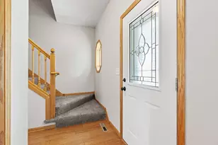 9290 Creek Way, Savage, MN 55378 - Photo 6