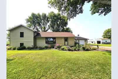 60247 State Highway 19, Winthrop, MN 55396 - Photo 1