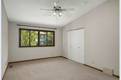 132 W Eagle Lake Drive, Maple Grove, MN 55369 - Photo 14