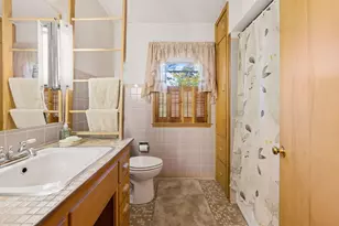 2001 Herschel St, Roseville, MN 55113 - Photo 28
