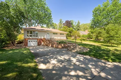 2001 Herschel Street, Roseville, MN 55113 - Photo 2