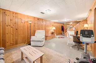 2001 Herschel St, Roseville, MN 55113 - Photo 34
