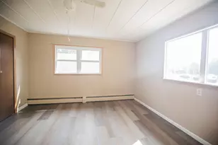 511 W 11th St, Morris, MN 56267 - Photo 28