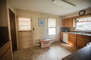 511 W 11th St, Morris, MN 56267 - Photo 18