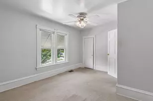 333 8th Ave N, Hopkins, MN 55343 - Photo 16