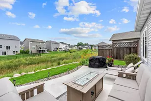 8025 Walnut Ln, Corcoran, MN 55340 - Photo 10