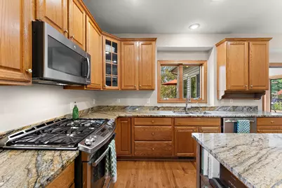 23140 Grandview Way, Lakeville, MN 55044 - Photo 18