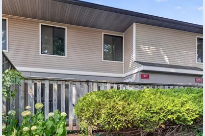 1211 Trailwood S, Hopkins, MN 55343 - Photo 20
