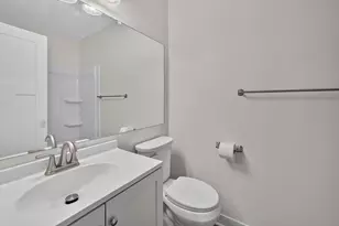 1211 Trailwood S, Hopkins, MN 55343 - Photo 14