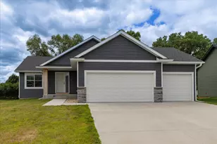 3661 Meadow Sage Court SE, Rochester, MN 55904 - Photo 2