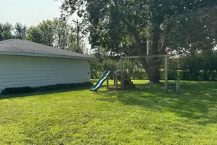 530 1st St, Fountain, MN 55935 - Photo 36