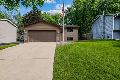 865 104th Avenue NW, Coon Rapids, MN 55433 - Photo 1