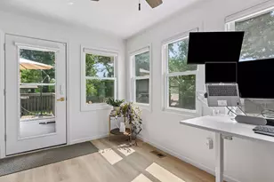 17901 Covington Rd, Minnetonka, MN 55345 - Photo 8