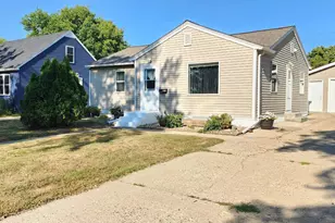 808 5th St NE, Staples, MN 56479 - Photo 1