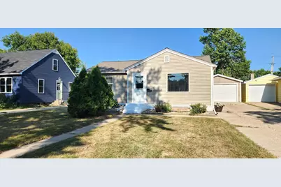 808 5th Street NE, Staples, MN 56479 - Photo 2