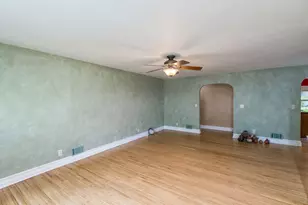 113 Hazel St, Mankato, MN 56001 - Photo 4