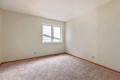 5546 Village Drive, Edina, MN 55439 - Photo 14